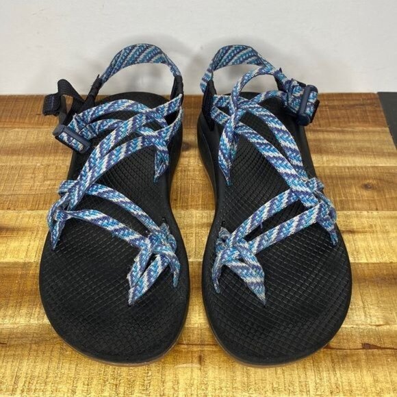 Chaco Blue Purple Strappy Sandals: Size 9 - Picture 2 of 7